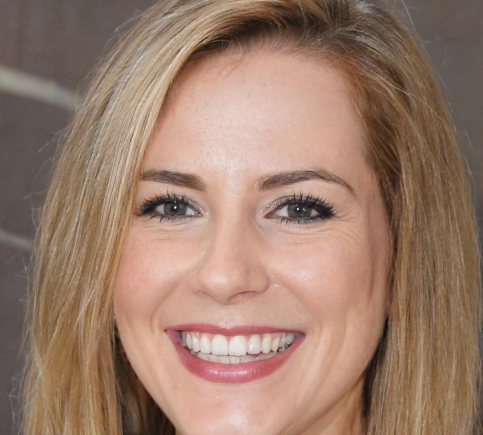 Freja Lindholm, Operations Director